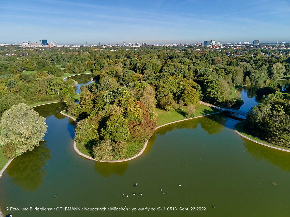 23.09.2022 - der Ostpark mir Biergarten und See in Neuperlach